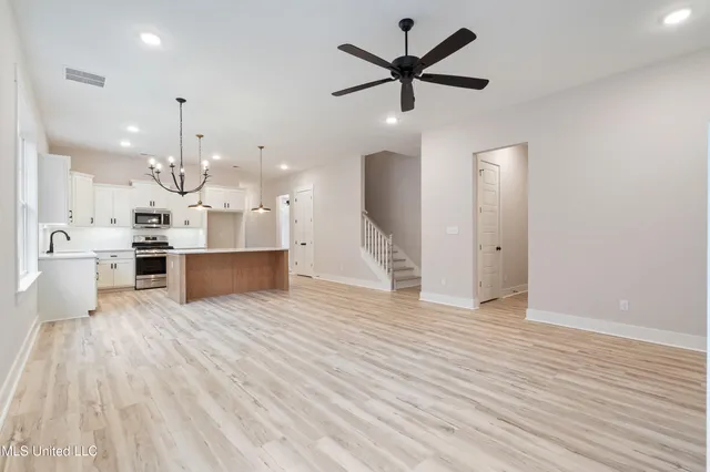 $409,000 | 2593 River Ouse Drive, Hernando, MS 38632