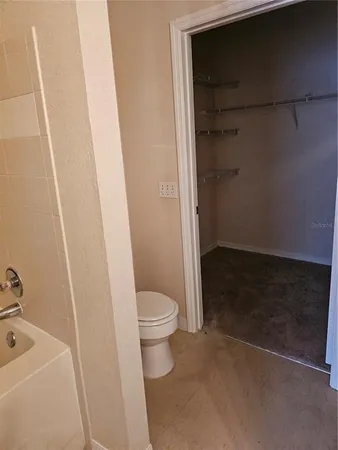 $2,100 | 5979 Westgate Drive, Unit 1021, Orlando, FL 32835