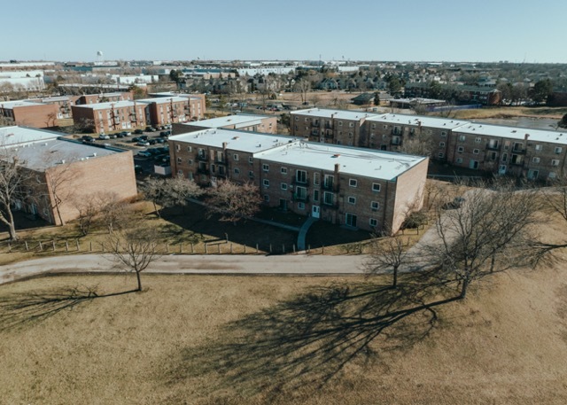 159 West Elk Trail, Unit 357 Carol Stream, IL 60188 - Photo 10 of 10 a view of a city