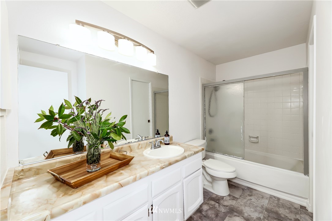 2609 Northeast 4th Street, Unit 225 Renton, WA 98056 - Photo 13 of 18 Gallery Image 13