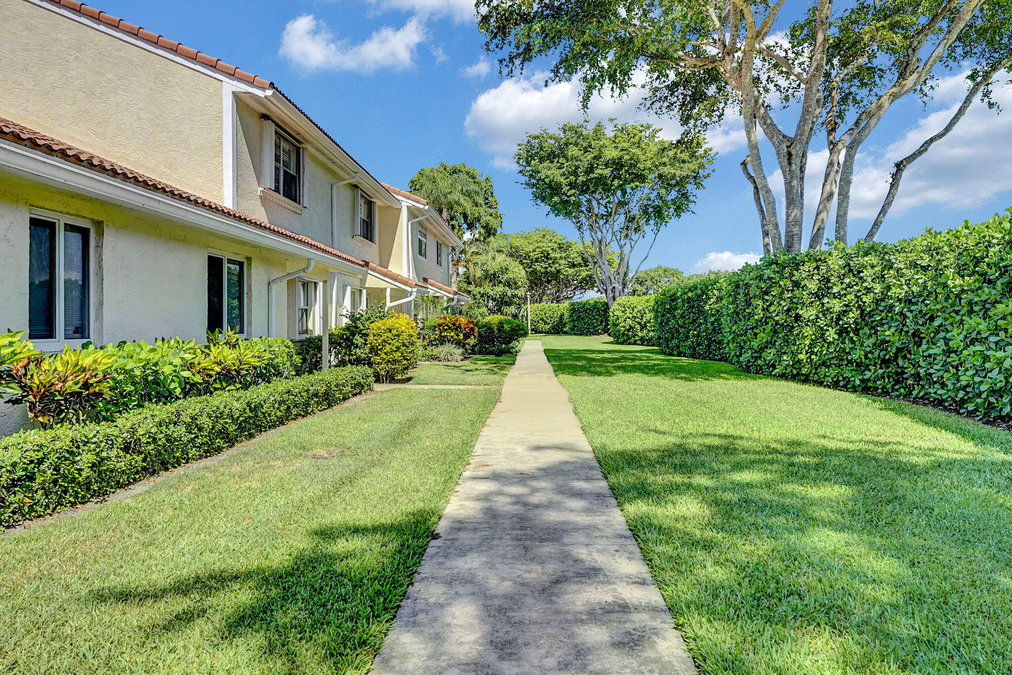 6372 Boca Circle Boca Raton, FL 33433 - Photo 31 of 34 a view of park with large trees