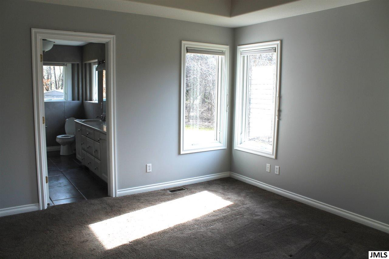 3815 Cranmoor Road Jackson, MI 49203 - Photo 10 of 26 Photo 10