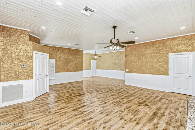 $892,500 | 5430 Amy Way, Mims, FL 32754