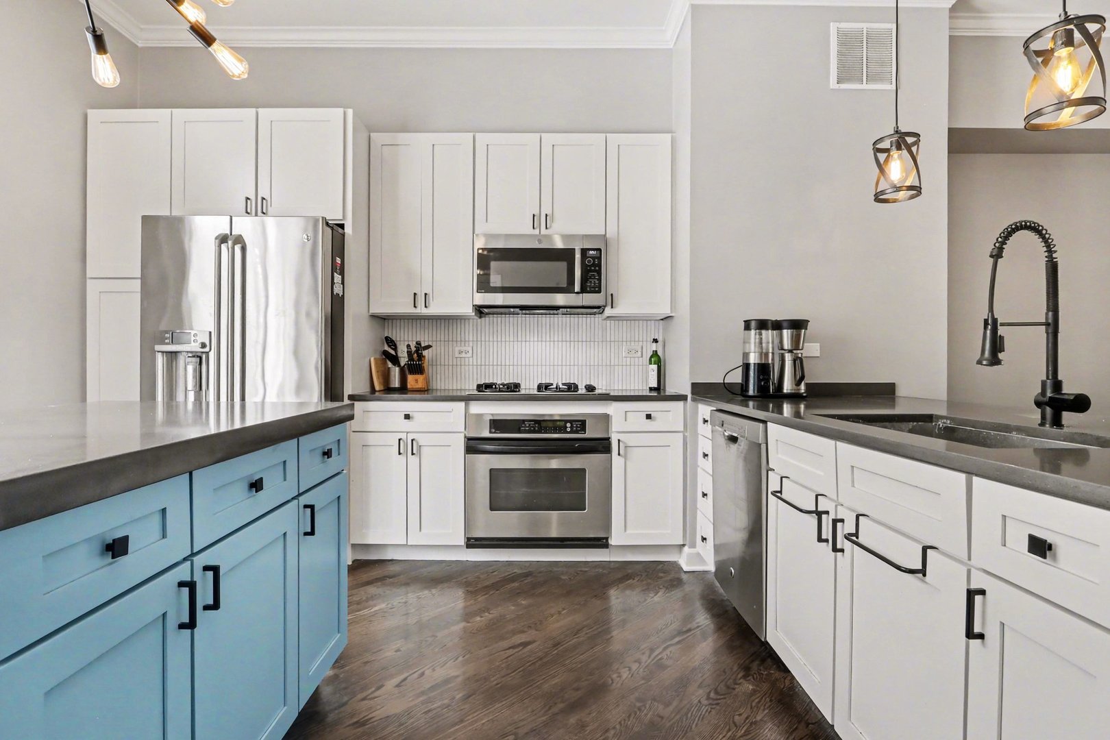 331 East Cullerton Street Chicago, IL 60616 - Photo 9 of 28