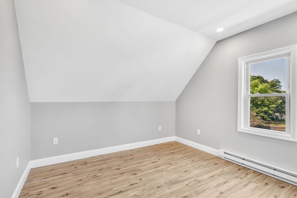 5 Beckford Street, Unit 3 Beverly, MA 01915 - Photo 9 of 15