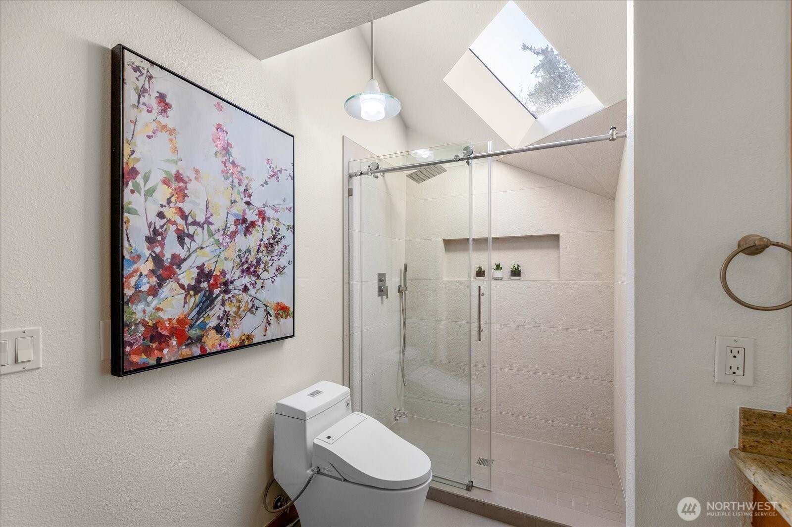 8526 East Mercer Way Mercer Island, WA 98040 - Photo 26 of 40 a bathroom with a shower and toilet