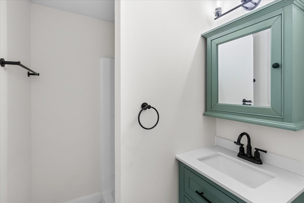 15 Bower Road, Unit A2 Quincy, MA 02169 - Photo 16 of 32 Gallery Image 16