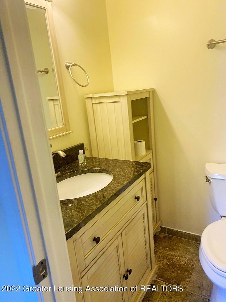 2044 Hamilton Road, Unit 103 Okemos, MI 48864 - Photo 13 of 20 Hamilton 2nd Bath