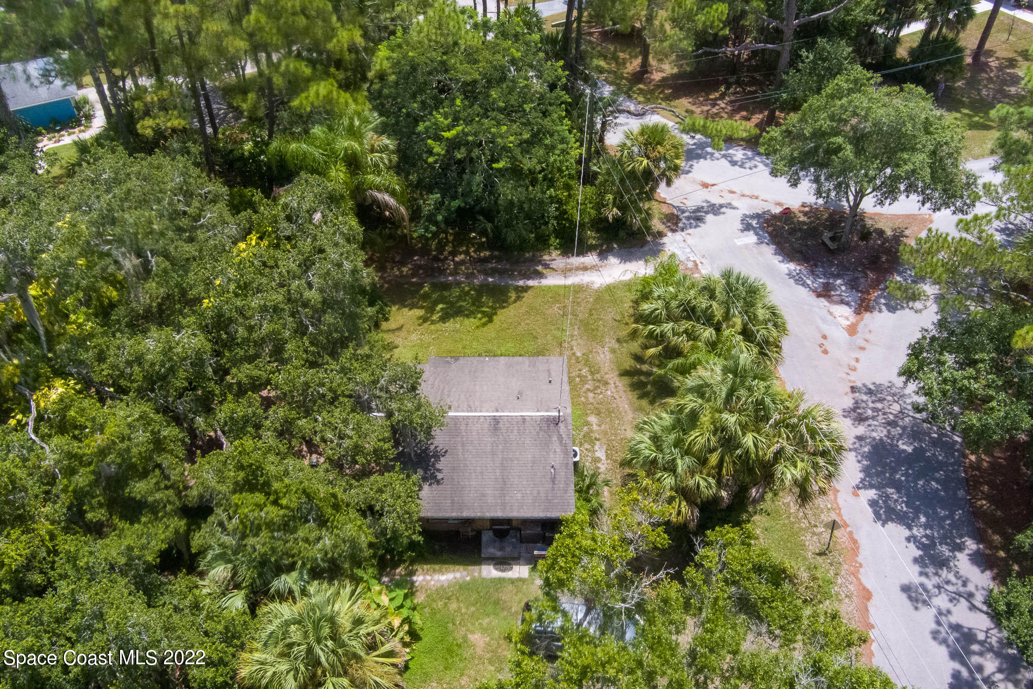 6548 Flamingo Road Melbourne, FL 32904 - Photo 4 of 14 MAX_0658-Edit