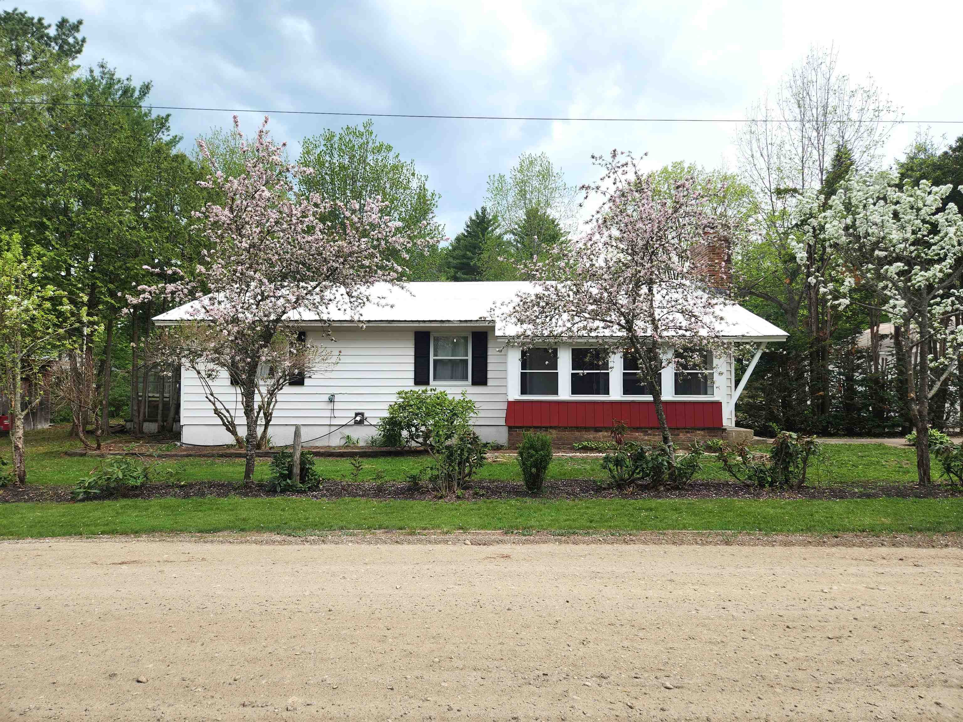 41 Linden Road Conway, NH 03860 - Photo 1 of 42