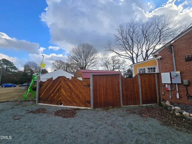 $1,800 | 76 Highway 87, Pittsboro, NC 27312