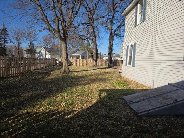 $152,500 | 800 Powers Street, Stewart, MN 55385