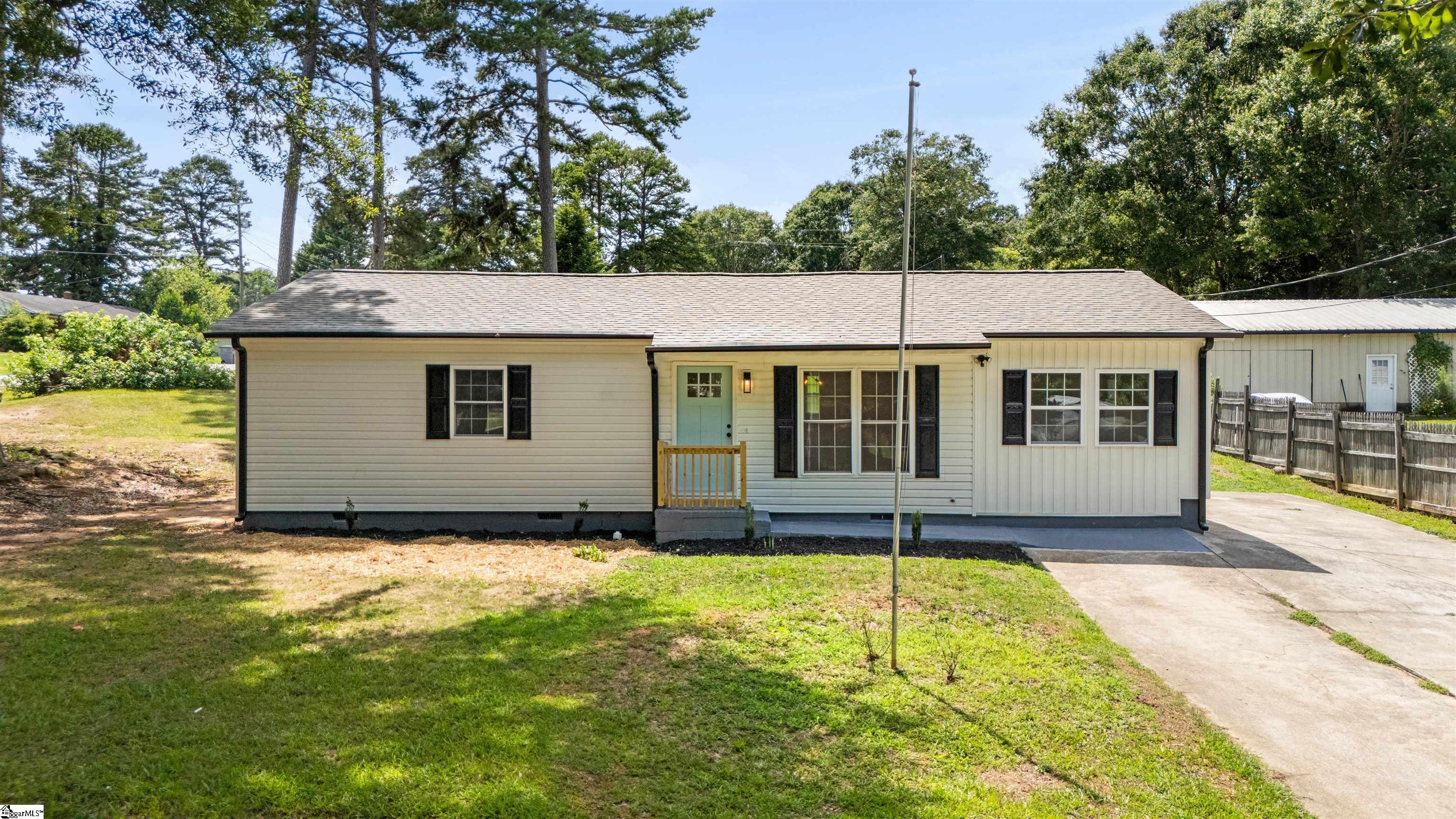 1 Lamar Circle Greenville, SC 29605 - Photo 1 of 32