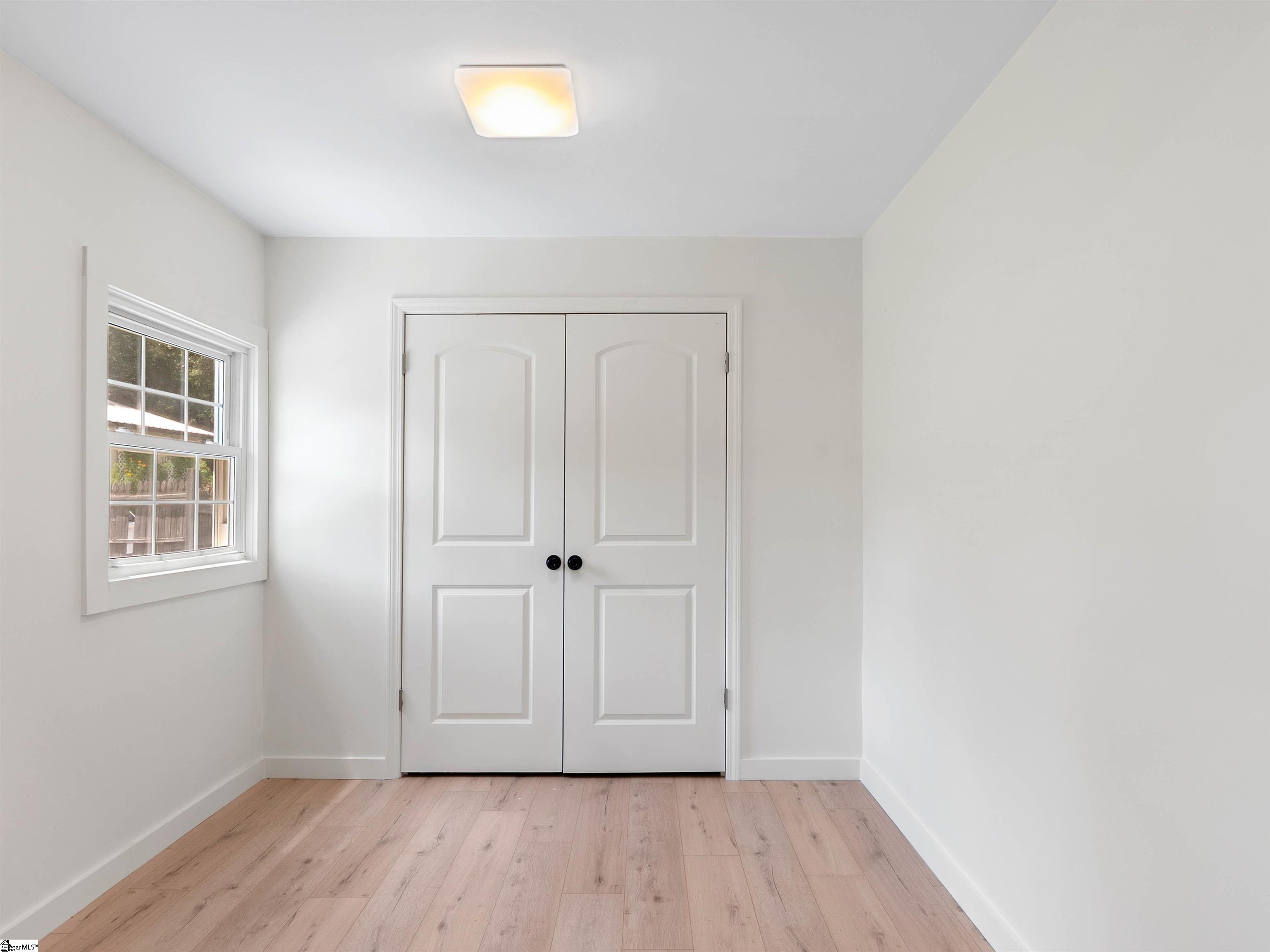 1 Lamar Circle Greenville, SC 29605 - Photo 15 of 32