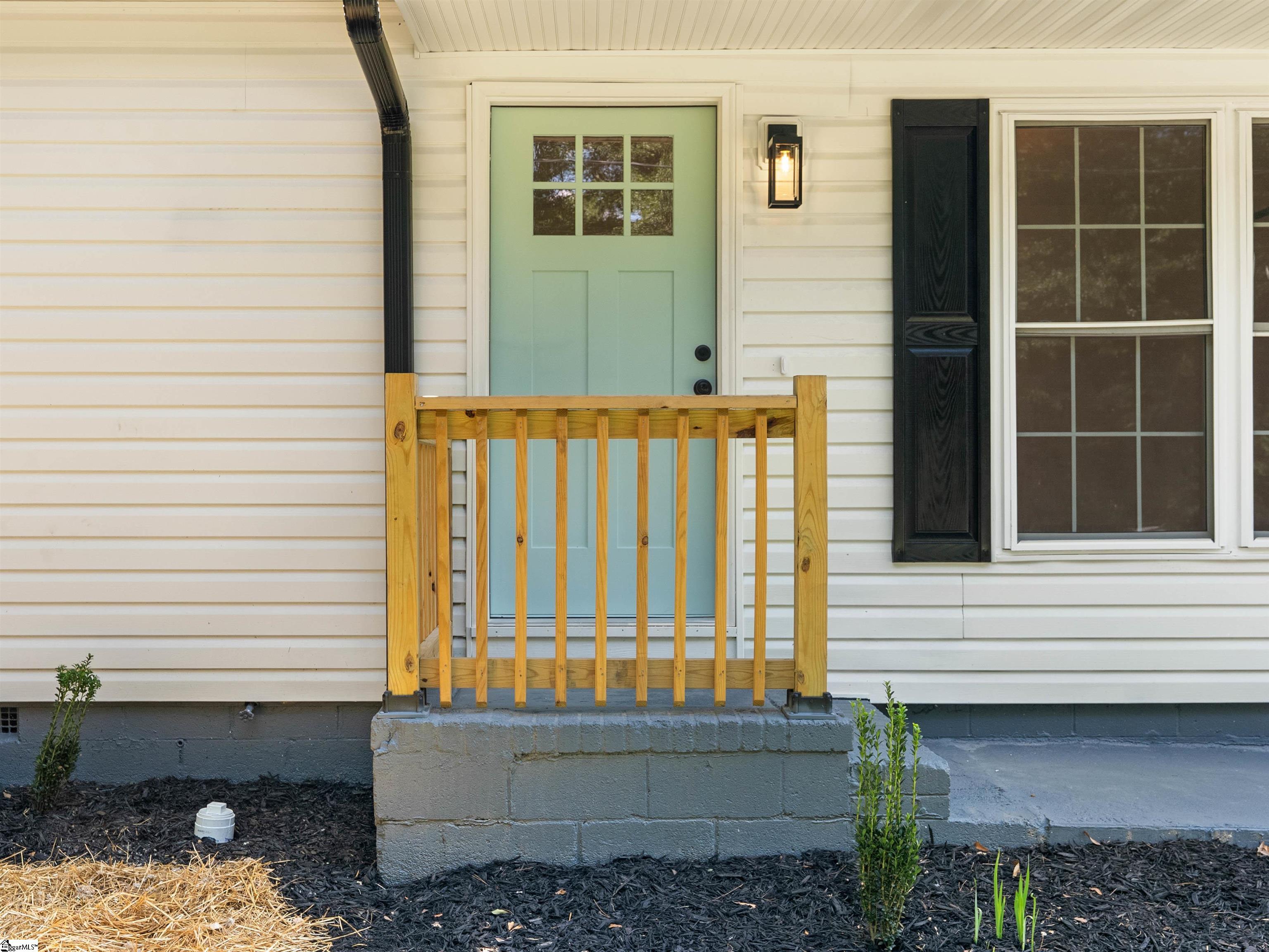 1 Lamar Circle Greenville, SC 29605 - Photo 2 of 32