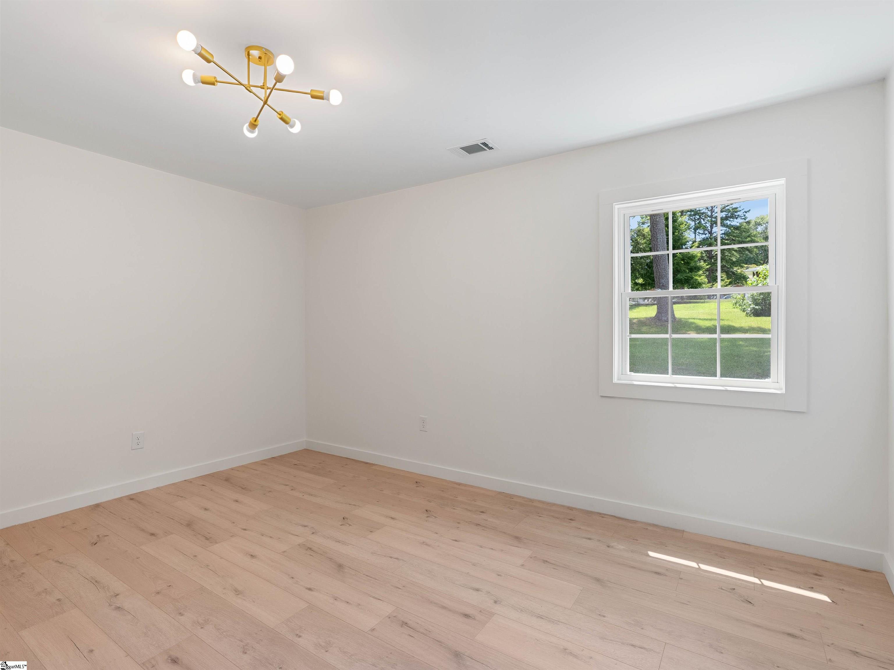 1 Lamar Circle Greenville, SC 29605 - Photo 21 of 32