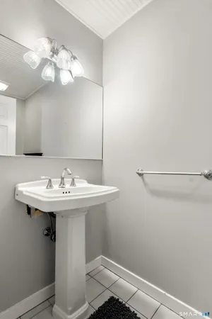 $349,900 | 175 South End Road, Unit B10, East Haven, CT 06512