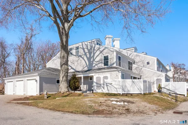 $349,900 | 175 South End Road, Unit B10, East Haven, CT 06512
