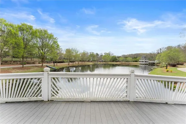 $585,000 | 15 Lakeside Way, Cartersville, GA 30121