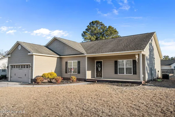 $291,500 | 382 Bannermans Mill Road, Richlands, NC 28574