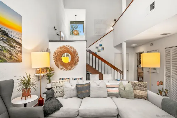 $1,649,000 | 2538 Caminito Muirfield, La Jolla, CA 92037