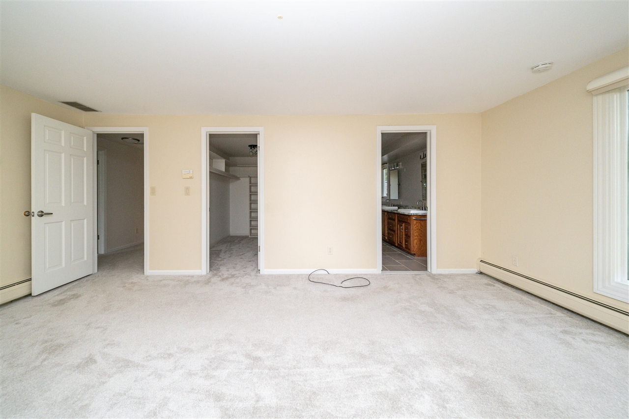 34150 Hunters Row Farmington Hills, MI 48331 - Photo 36 of 58