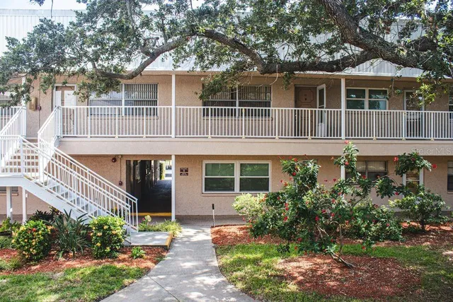 $1,600 | 10037 62nd Terrace, Unit 19, St. Petersburg, FL 33708