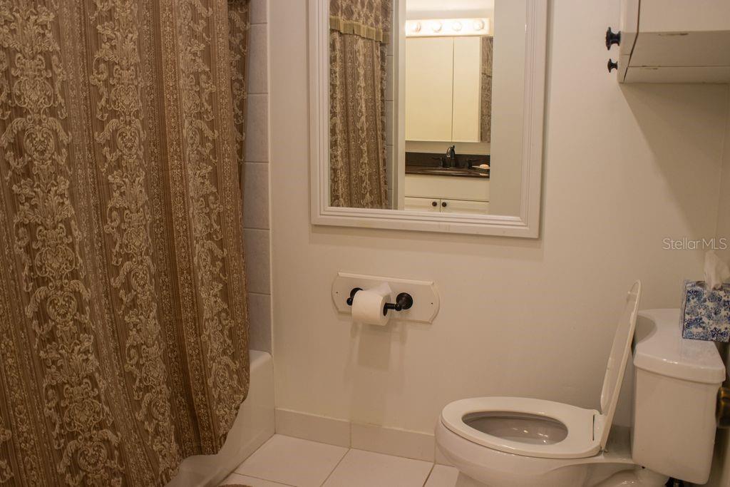 10037 62nd Terrace, Unit 19 St. Petersburg, FL 33708 - Photo 16 of 22