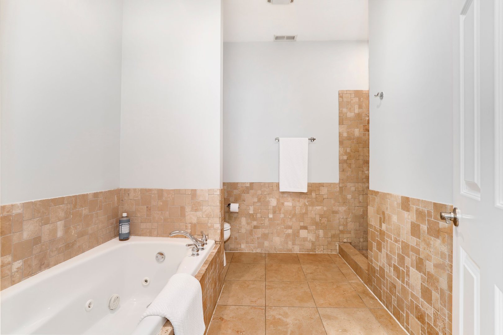 529 North Racine Avenue, Unit 4 Chicago, IL 60642 - Photo 15 of 22
