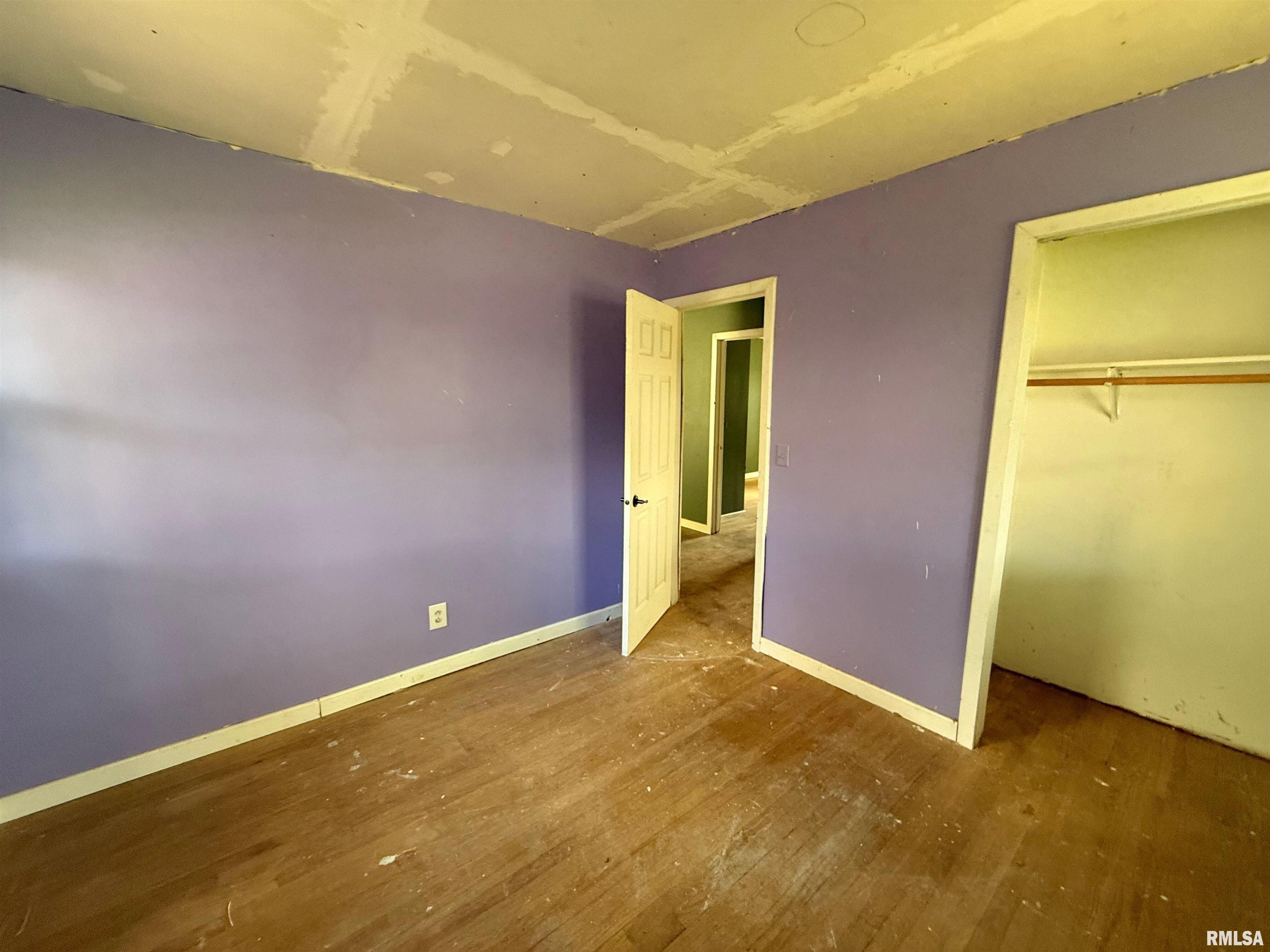 1951 East Florida Court Decatur, IL 62521 - Photo 8 of 35