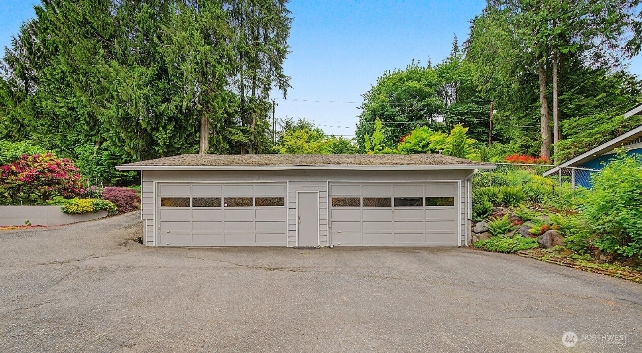 2410 South Lake Roesiger Road Snohomish, WA 98290 - Photo 38 of 40