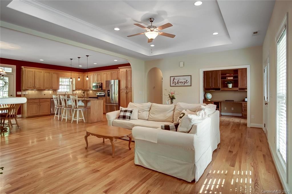 7110 Nesbit Road Waxhaw, NC 28173 - Photo 9 of 48 Gallery Image 9