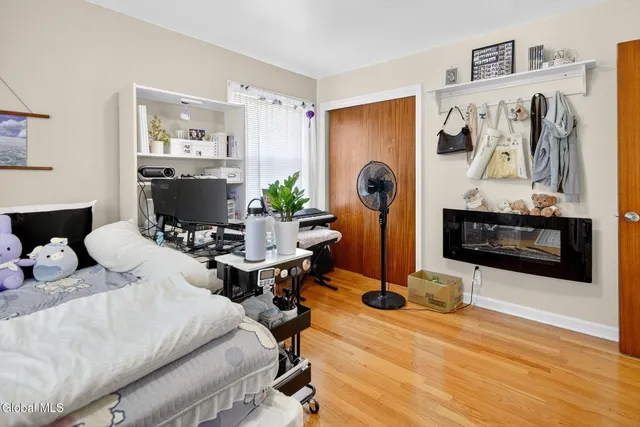 $429,000 | 545 Columbia St Extension, Colonie, NY 12047