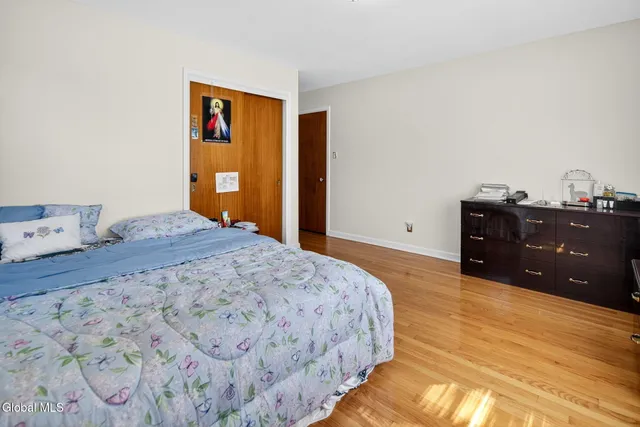 $429,000 | 545 Columbia St Extension, Colonie, NY 12047