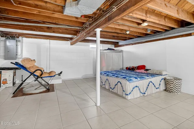 $429,000 | 545 Columbia St Extension, Colonie, NY 12047