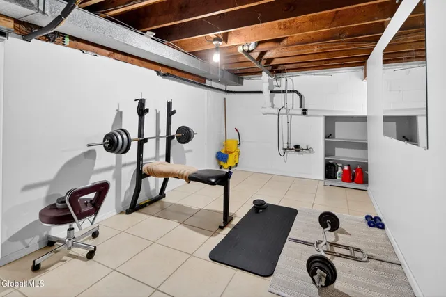 $429,000 | 545 Columbia St Extension, Colonie, NY 12047