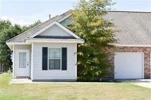 $1,350 | 40317 Crestwood Lane, Unit B, Ponchatoula, LA 70454