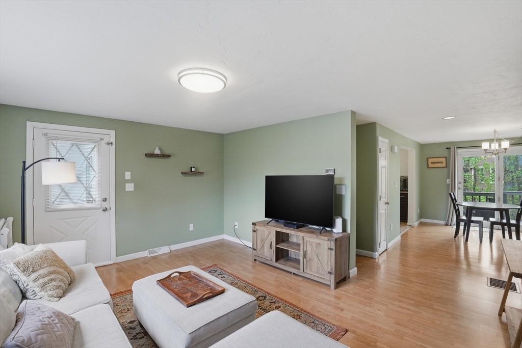 125 Chapin Road, Unit 3E Hudson, MA 01749 - Photo 5 of 20