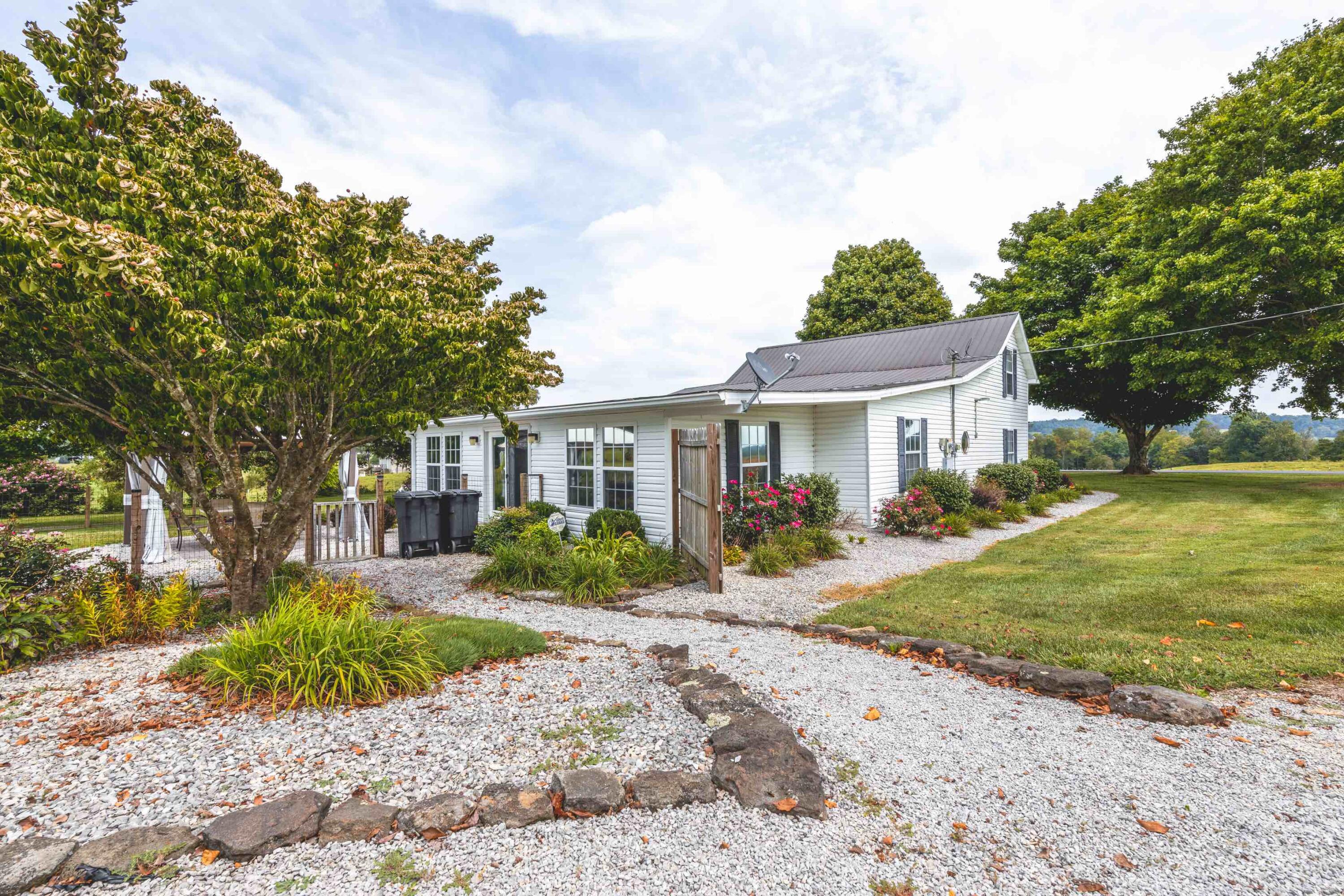 585 Loveless Road Science Hill, KY 42553 - Photo 55 of 76 007