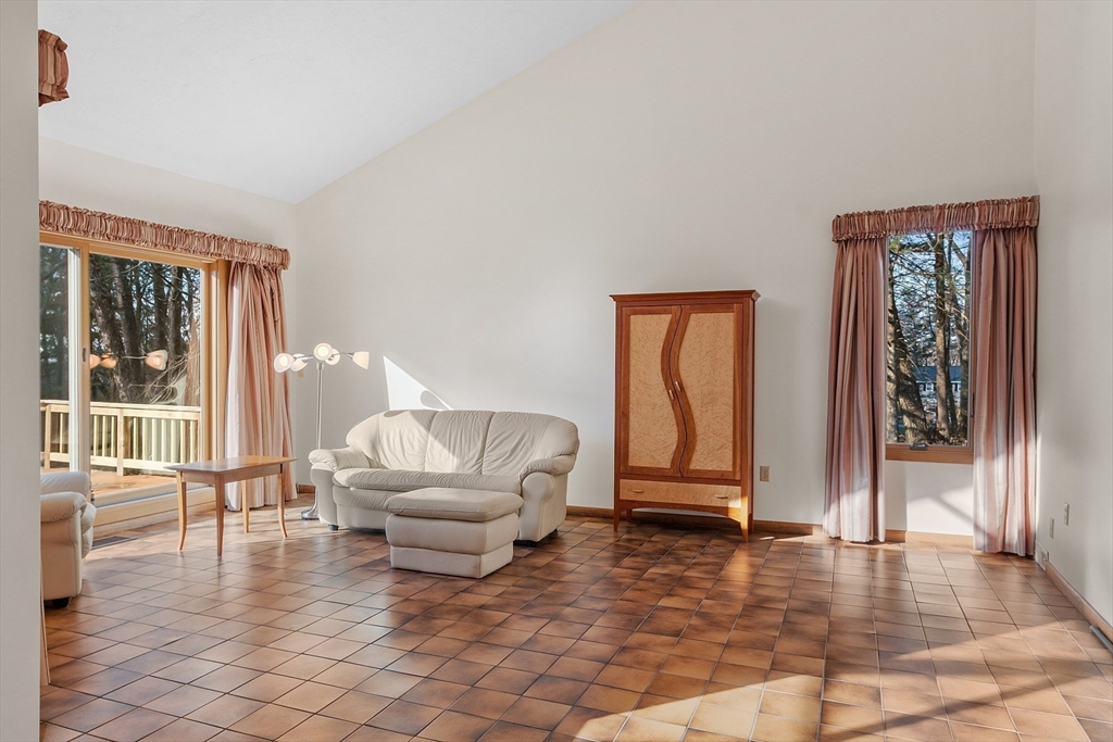 16 Wagontrail Road Chelmsford, MA 01824 - Photo 16 of 42 Gallery Image 16