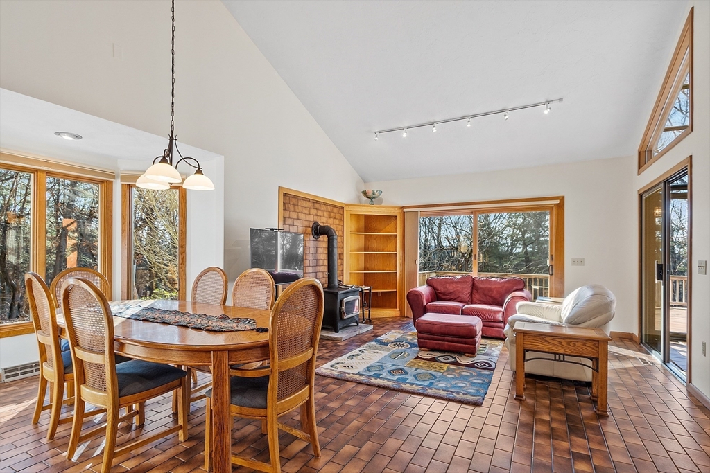 16 Wagontrail Road Chelmsford, MA 01824 - Photo 19 of 42 Gallery Image 19