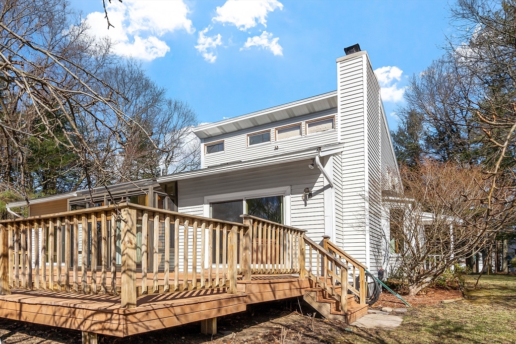 16 Wagontrail Road Chelmsford, MA 01824 - Photo 6 of 42 Gallery Image 6