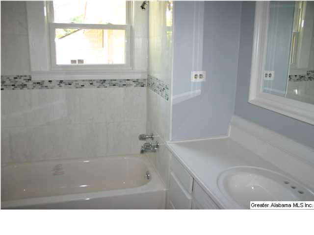 1521 Springville Road Birmingham, AL 35235 - Photo 16 of 21