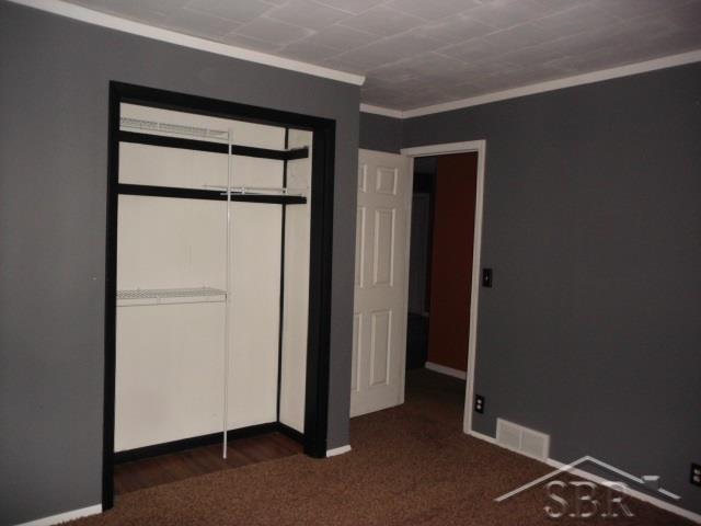 7055 Sarle Road Freeland, MI 48623 - Photo 7 of 24 31274874-6.JPG