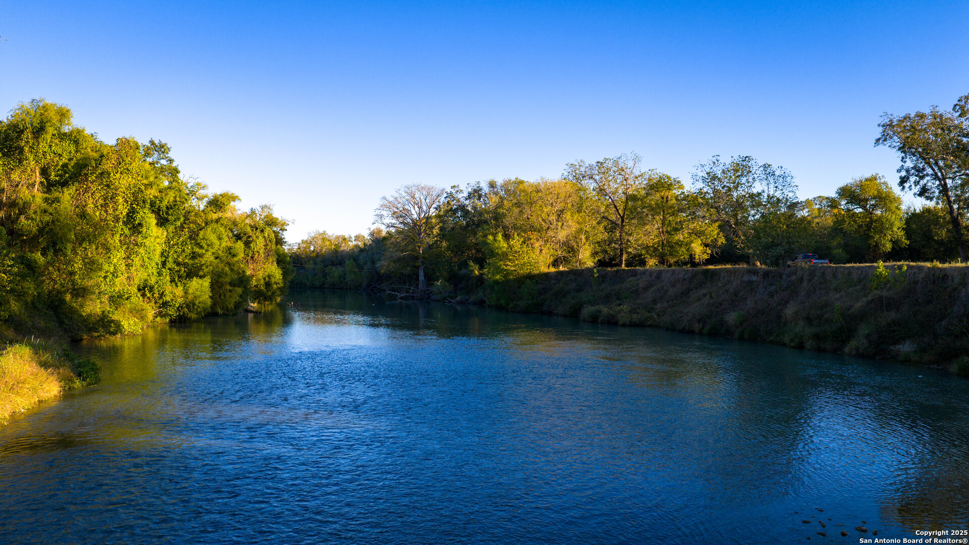 380 Clinton Road Cuero, TX 77954 - Photo 11 of 22