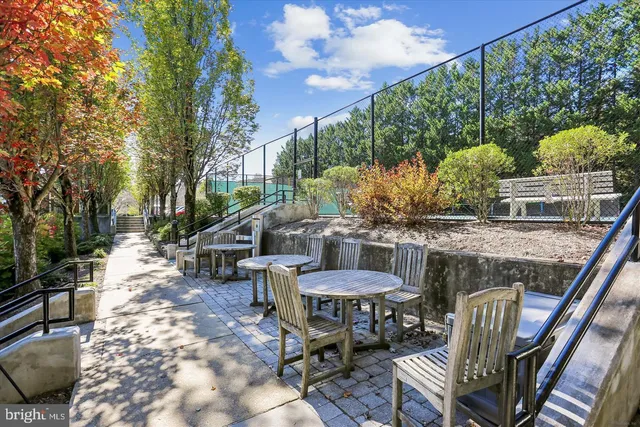 $449,900 | 106 Booth Street, Unit 34, Gaithersburg, MD 20878