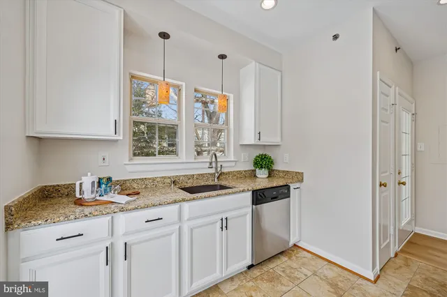 $449,900 | 106 Booth Street, Unit 34, Gaithersburg, MD 20878