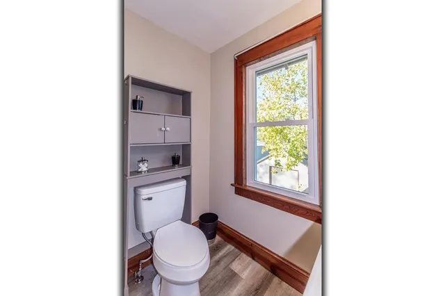 $229,000 | 406 West Fulton Street, Waupaca, WI 54981