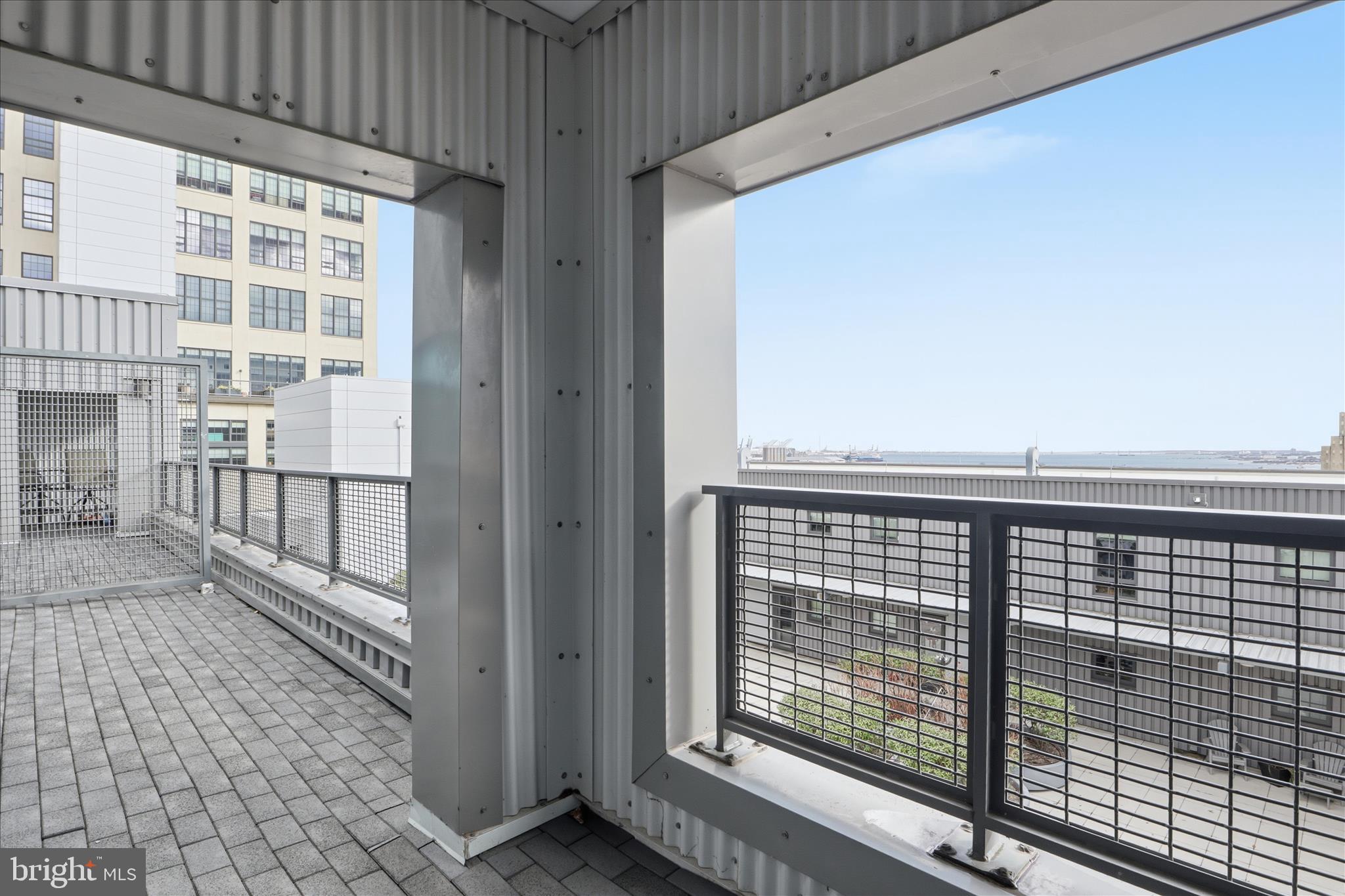 1200 Steuart Street, Unit 1035 Baltimore, MD 21230 - Photo 30 of 66 Above it all, comfortably