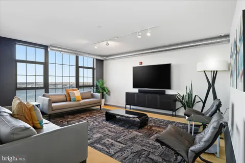 $619,000 | 1200 Steuart Street, Unit 1035, Baltimore, MD 21230